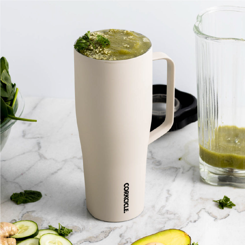cold-cup-xl-l5 588f4a27c4cf--2230CLT-lifestyle.jpg
